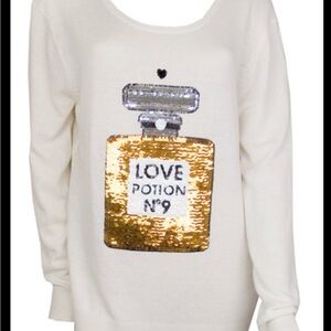 Wildfox White Knit Sweater with Black Logo Tag